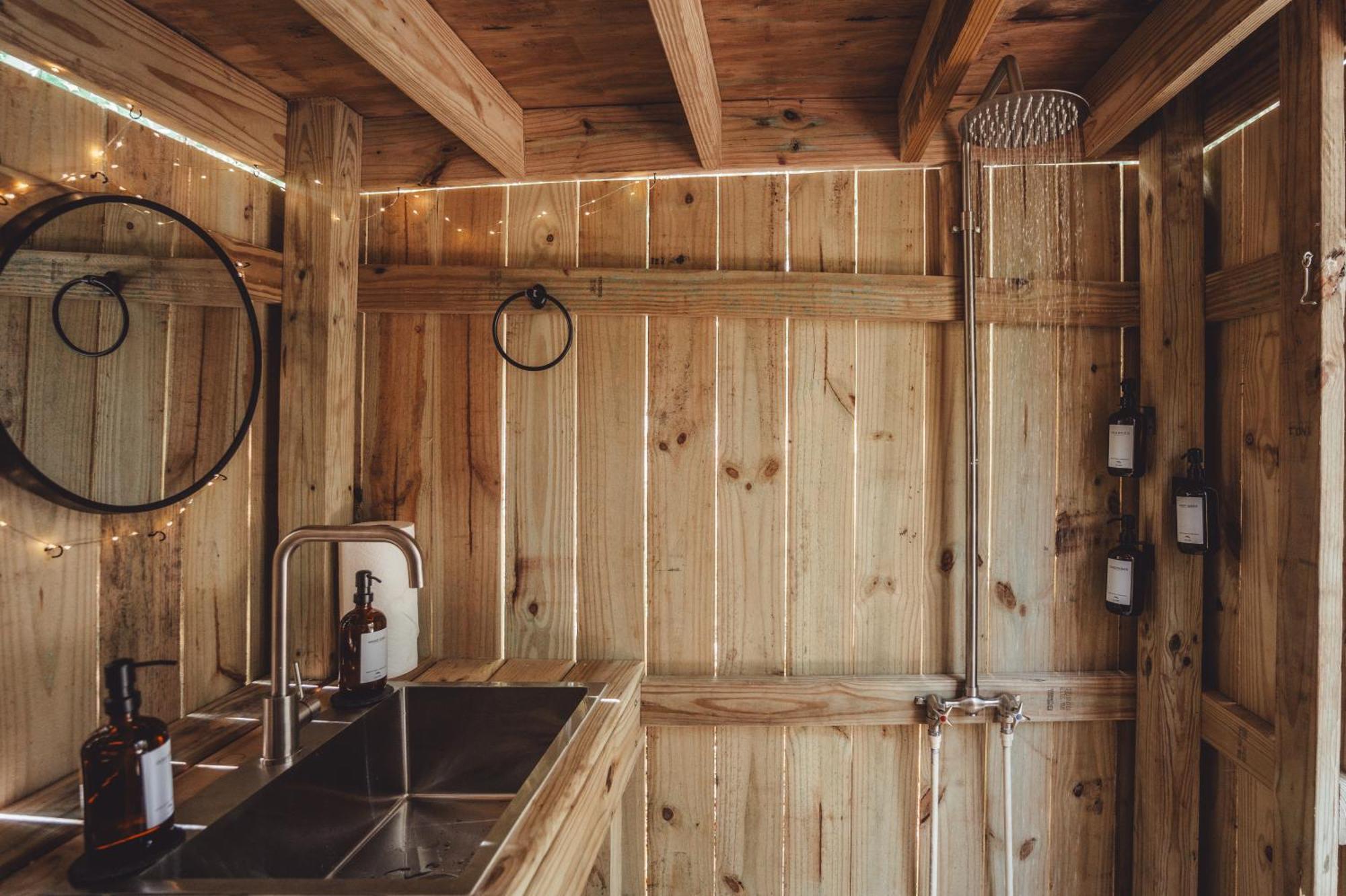 Blue Brambler Glamping A-Frame Apartment Rockbridge Exterior photo